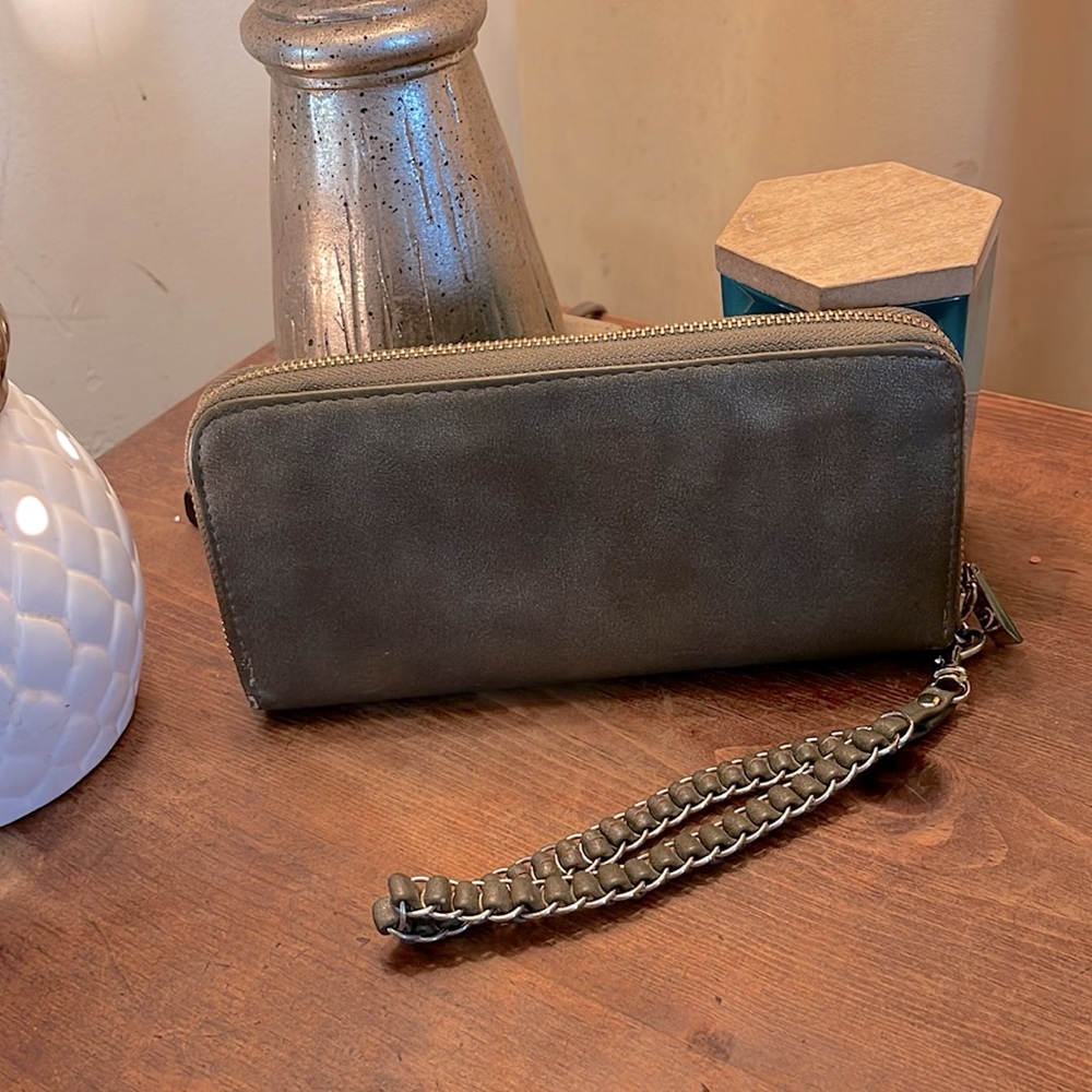 GREEN OLIVE WITH GOLDEN ACCENTS LEATHER WALLET/WRISTLET